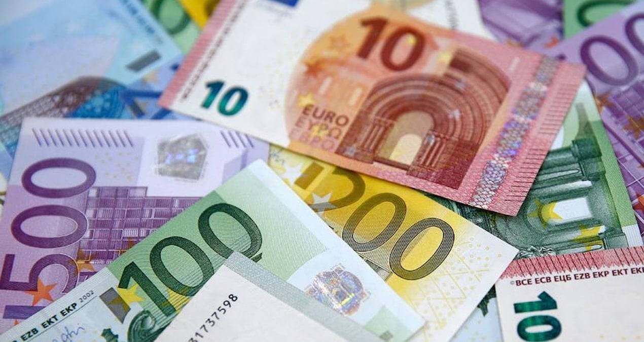 euro-bolgesi-ekim-ayinda-enflasyon-beklentisi-geriledi-gtfdqrRV.jpg