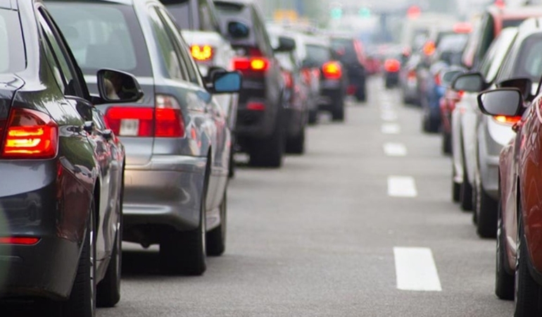 Fiziksel ehliyetler tarih mi oluyor? Yeni sürücü kuralları için düğmeye basıldı