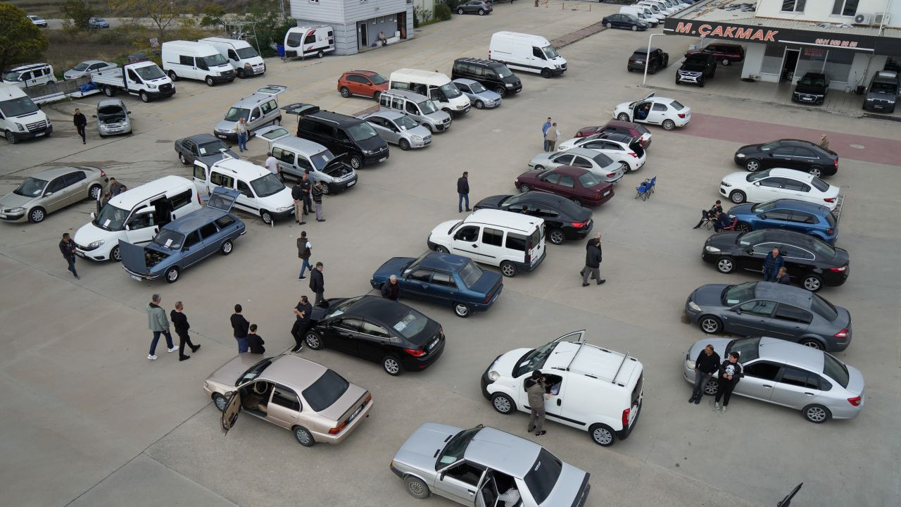 ikinci-el-oto-pazarinda-yil-sonu-hareketliligi-daha-da-artmasi-bekleniyor-N7MijhJG.jpg