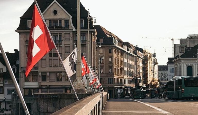 İsviçre’de ‘vergi’ paniği: Süper zenginler ülkeyi terk ediyor