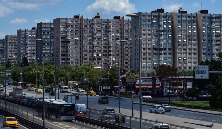 Konut fiyatlarında gerileme sürüyor: Satılıkta yıllık gerçek düşüş yüzde 3,7