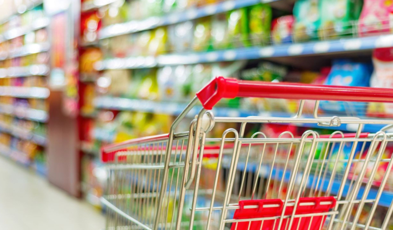 Mersinli esnaftan haksız rekabete reaksiyon: Zincir marketler pazar günleri kapatılsın