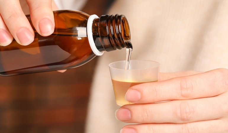 Öksürük şurubu zehirledi 11 çocuk can verdi: Doktor gözaltında