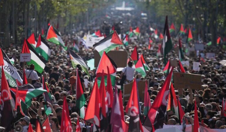 Roma’da ‘Gazze’de soykırım dursun’ yürüyüşü