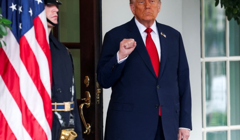 Trump hedefindeki yeni ülkeyi duyurdu: Bugünden itibaren…