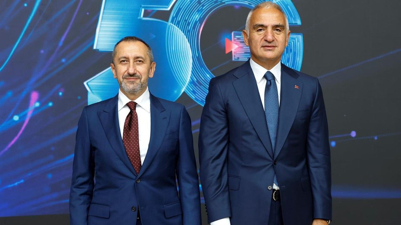 turk-telekomdan-sanatin-kalbi-akmde-5g-tecrubesi-jDmzXCwr.jpg
