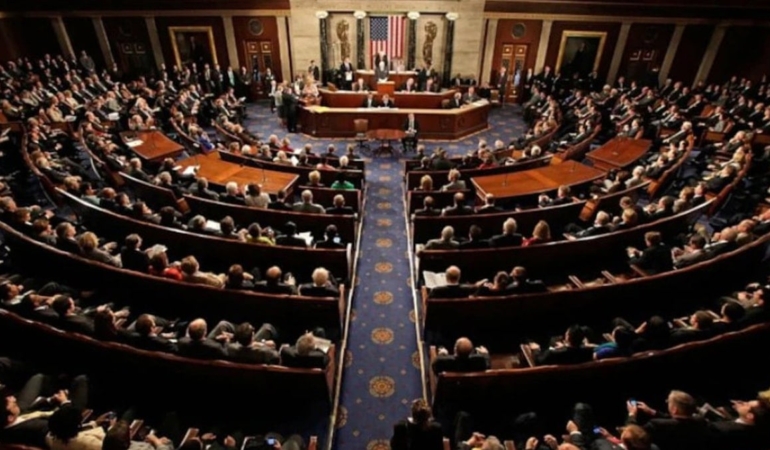 ABD’de hükümet krizi sona eriyor: Senato geçici bütçeyi onayladı