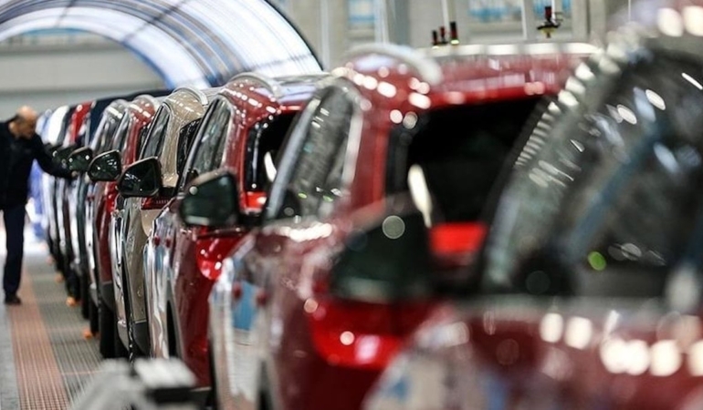 Alman otomotiv devi 2 bin 300 kişiyi işten çıkarıyor! Üretimi başka ülkeye taşıyor