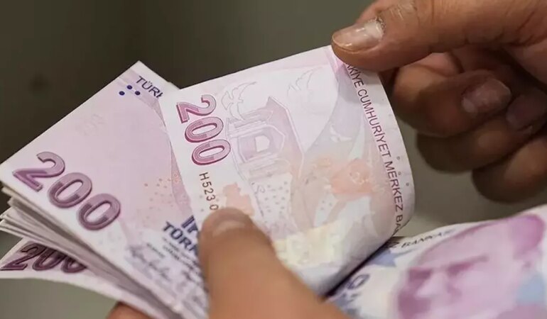 Asgari Ücrette Geri Sayım Başladı: İki Zam Senaryosu Masada!