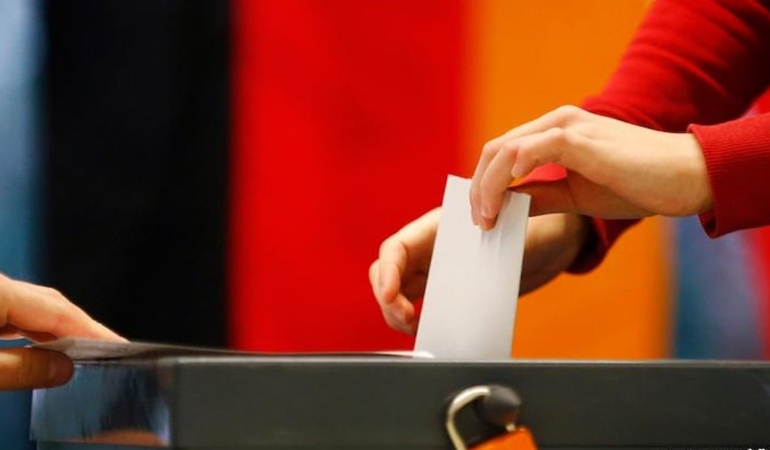 Belediye Başkanı Adolf Hitler, ikinci seçimini kazanmak üzere