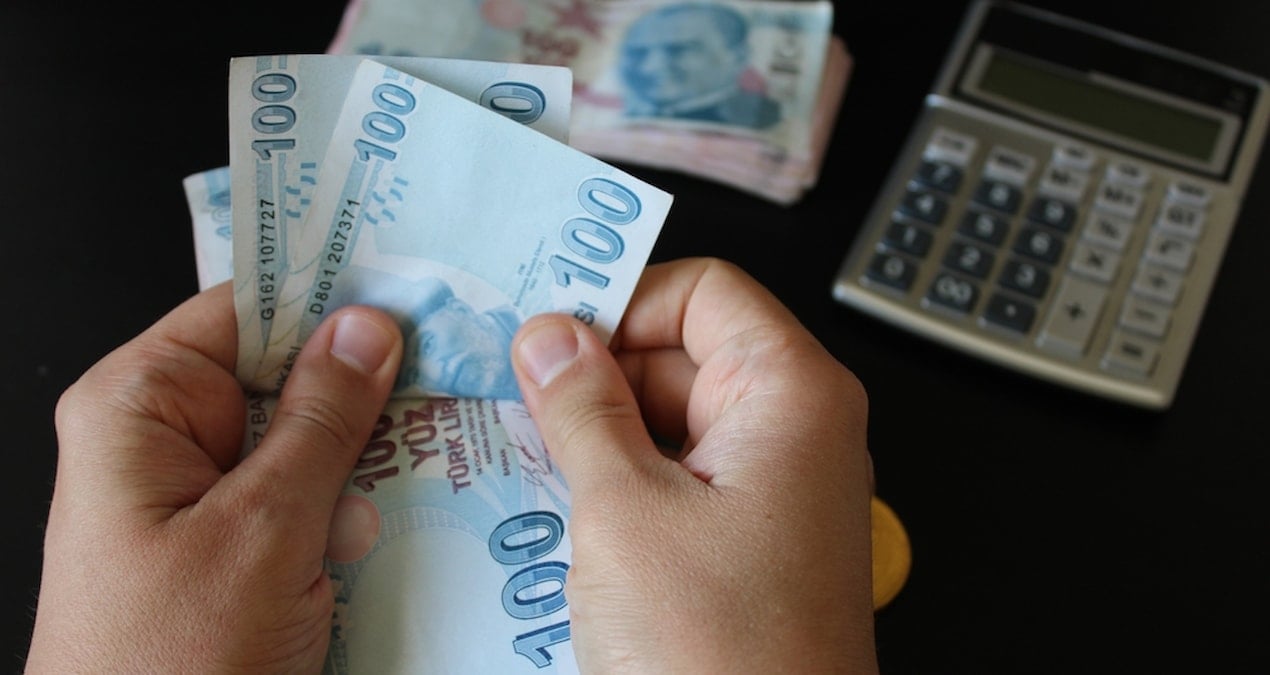 bir-ay-geciken-buyuk-borclanacak-prim-yuku-gelir-testiyle-onleniyor-yiC536As.jpg