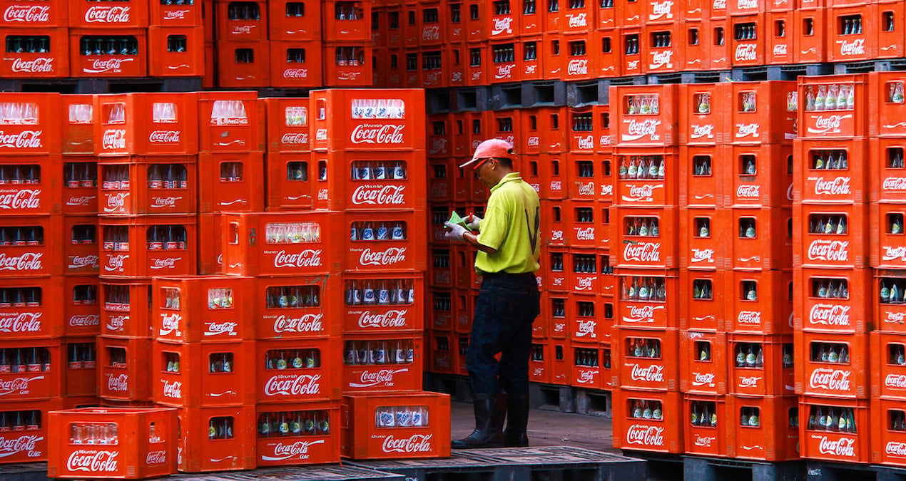 coca-cola-fabrikasinda-yasanan-baykus-olayina-tepkiler-cig-gibi-EJr86Us6.jpg