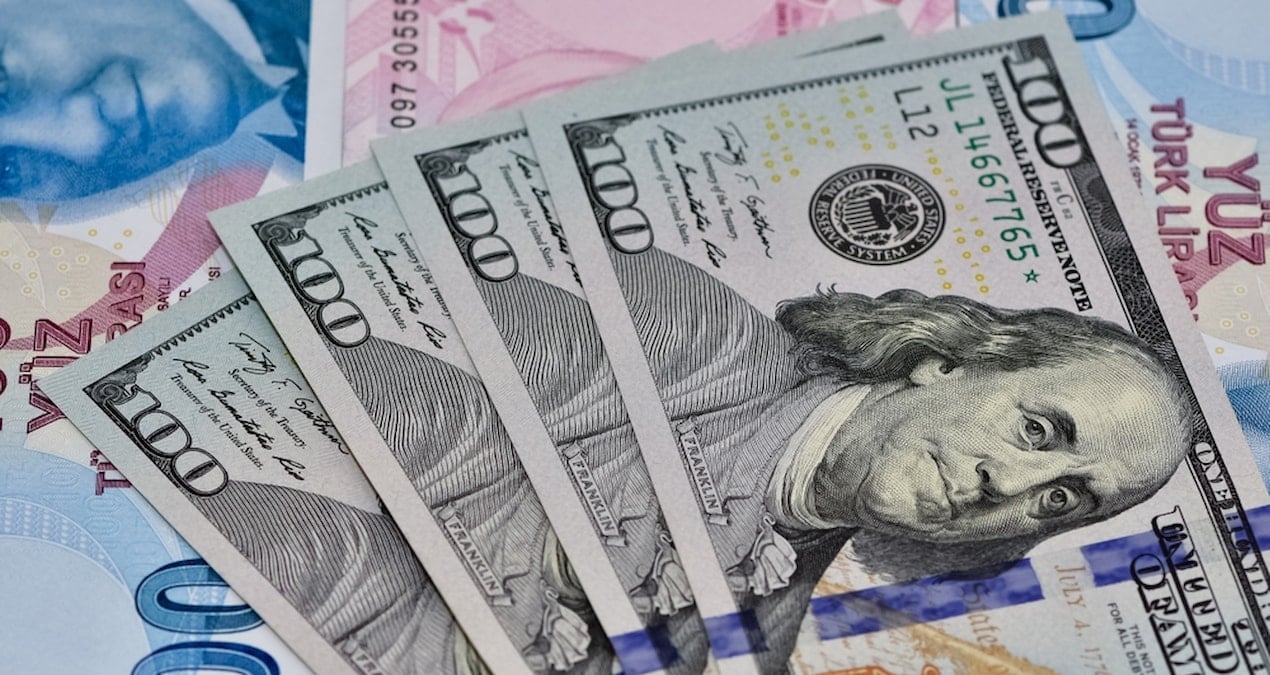 dovizde-persembe-gelenegi-dolar-rekor-tazeledi-jUfbHKSO.jpg