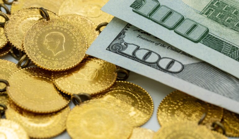 Faiz indirimi sinyalleri altını hareketlendirdi: 2026 fırtınalı bir yıl olacak