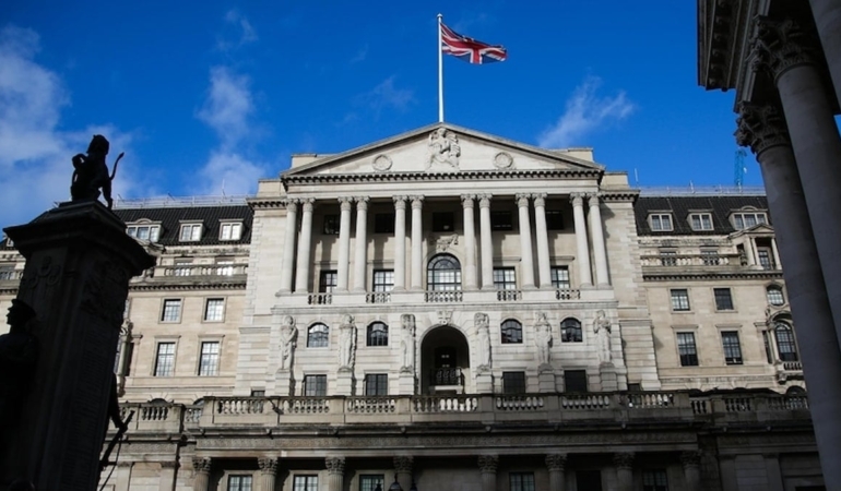 İngiltere Merkez Bankası faizi yüzde 4’te sabit tuttu