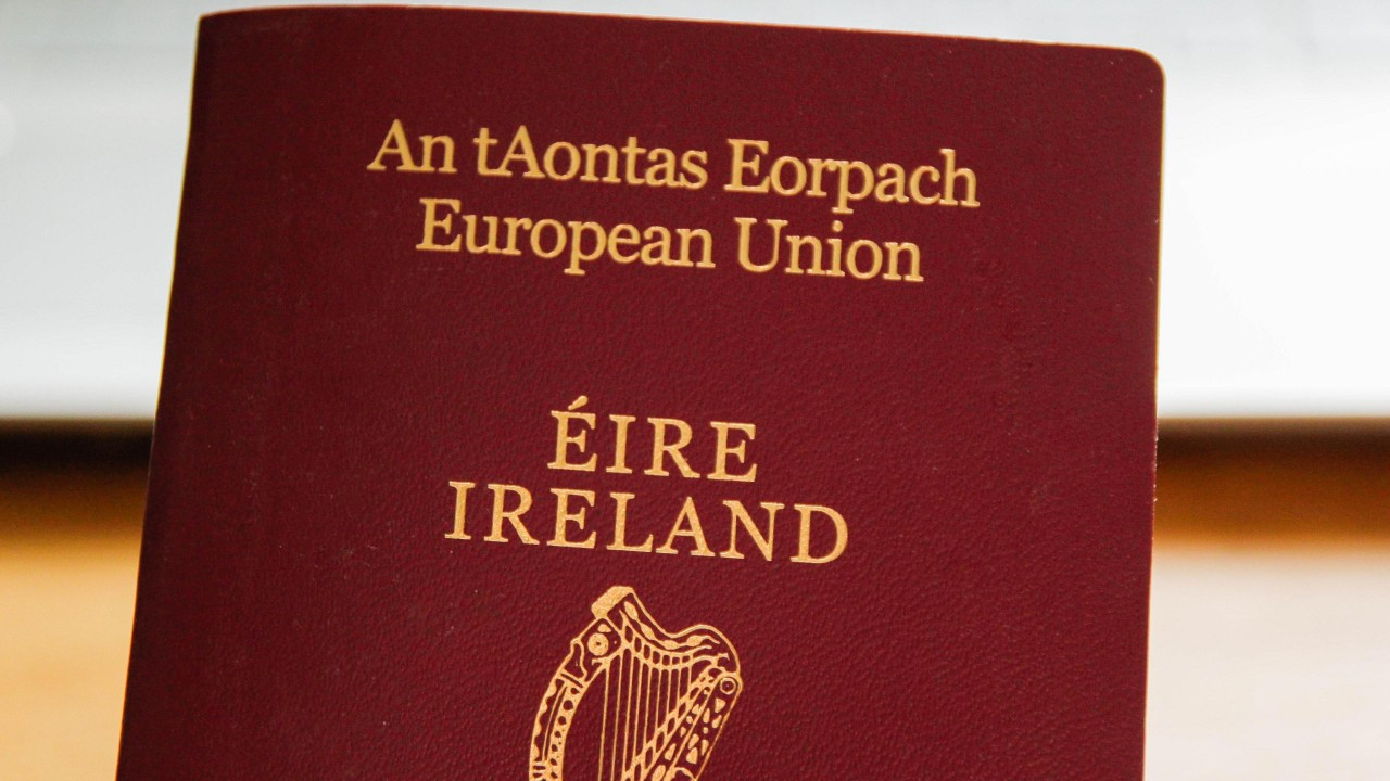 irlanda-pasaportu-muracaatlari-brexit-sonrasi-doruga-ulasti-JT3kqmI5.jpg