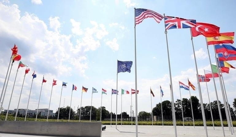 NATO ülkeleri aralarında milyonlarca dolar topladı! Kışı rahat geçirsin diye parayı o ülkeye verecekler