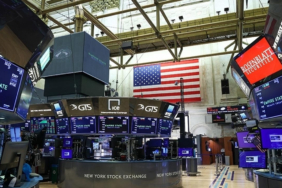 new-york-borsasi-karisik-seyirle-acildi-O7Kf6NTS.jpg