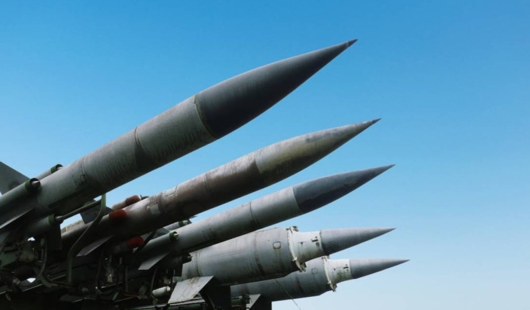 Savunma sanayiinde çalıştırılmak üzere 12 bin işçiyi o ülkeden getirecekler