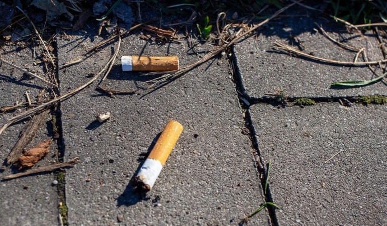 Sigara izmariti atana eşi benzeri görülmemiş ceza