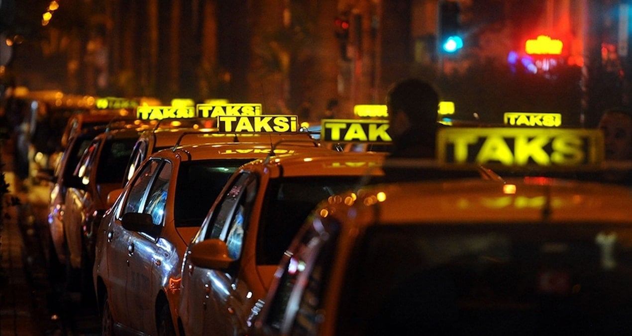 taksiye-odediginiz-o-parayi-geri-alabilirsiniz-karta-komisyon-alan-taksici-yandi-bFlrsZDf.jpg