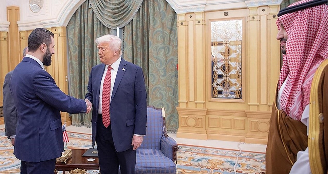 tarihi-gun-trump-suriye-lideri-sarayi-bugun-beyaz-sarayda-agirlayacak-eIxqFNXZ.jpg