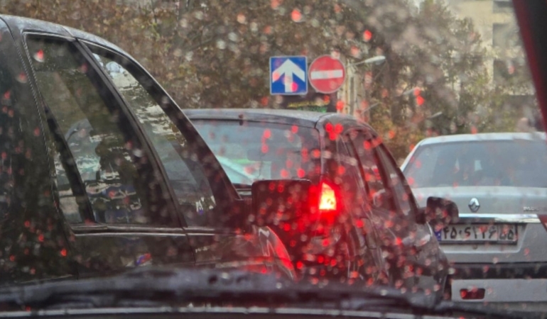 Tohumlanan bulutlar meyveyi fazla verdi: İran’da sağanaklar, taşkına neden oldu