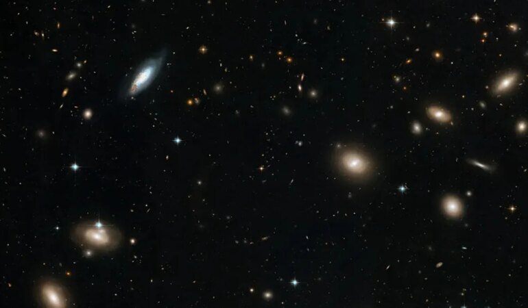 Tokyo’da tarihi keşif: Galaksinin kalbinden gelen ışık…