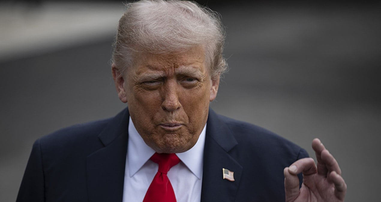 trump-zenginler-haric-tum-abdlilere-2-bin-dolar-dagitacak-d9mNhHzJ.jpg