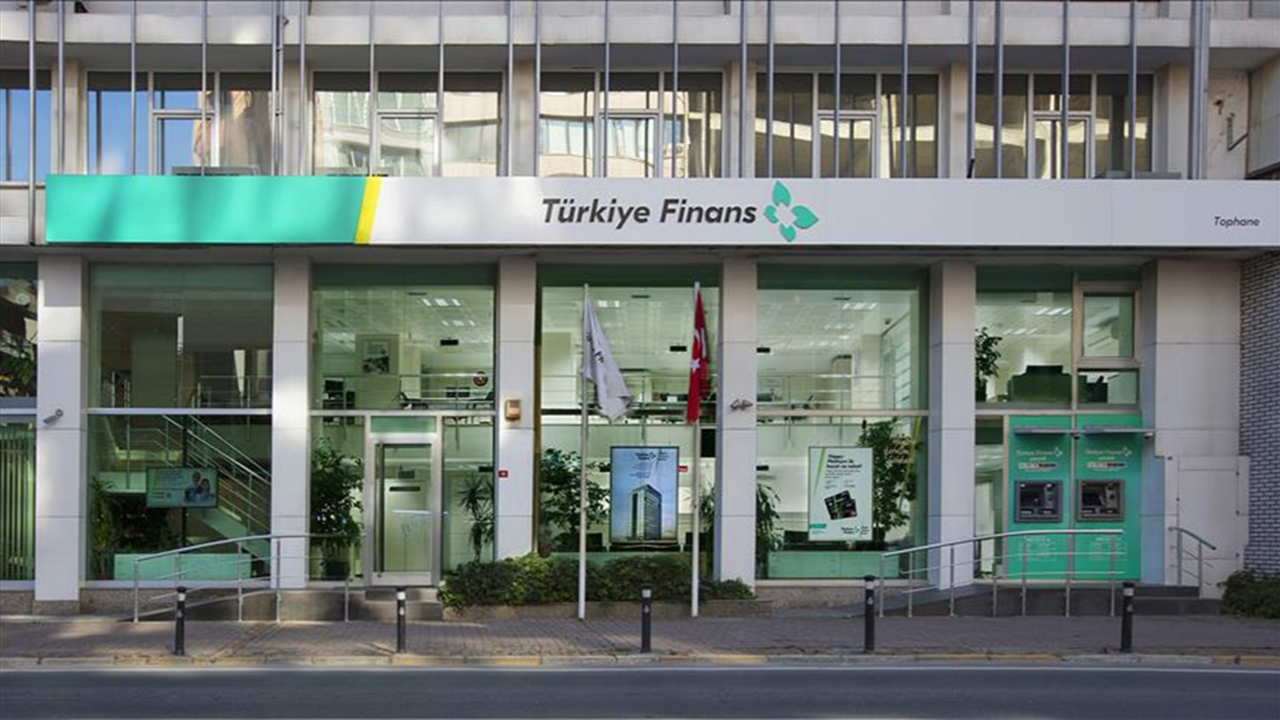 turkiye-finanstan-iktisada-288-milyar-tllik-dev-katki-1UmO6ypO.png
