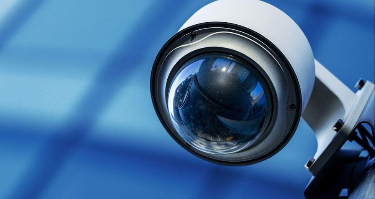 120-bin-ev-kamerasi-hacklendi-yatak-odasi-goruntuleri-satisa-cikti-UYsH268T.jpg