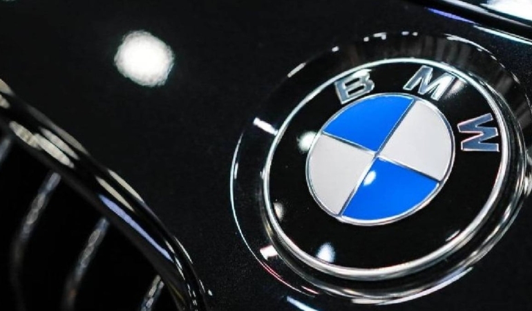 BMW’nin uygun fiyatlı elektrikli sedanı tanıtıldı: Seri üretim için gün sayıyor