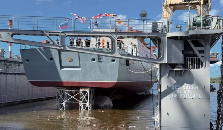 Rusya ‘uçak gemisi avcısı’ yeni silahını duyurdu: Suya indirildi