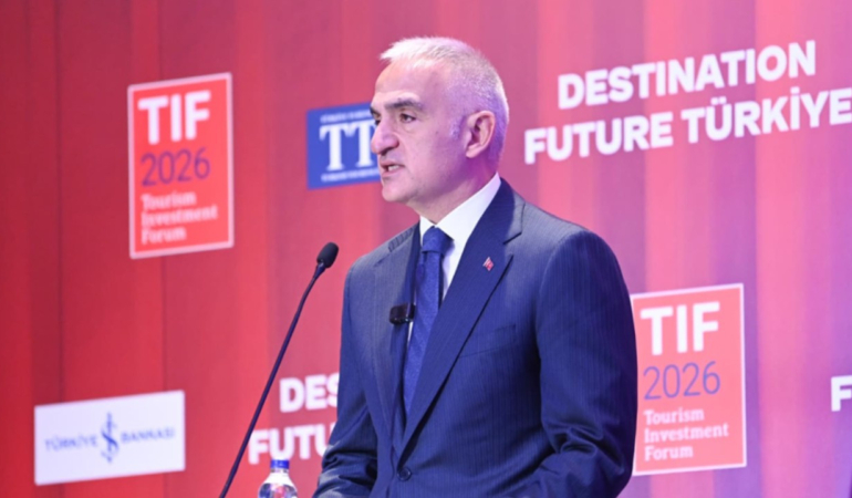 turizmde-sampiyonlar-ligindeyiz-bakan-ersoy-68-milyar-dolarlik-gayesi-duyurdu-5AEqpReO.jpg