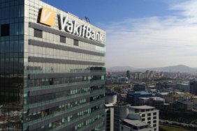 vakifbank-2025i-guclu-kapatti-net-k-r-70-milyar-tl-ZfcXF7yw.jpg