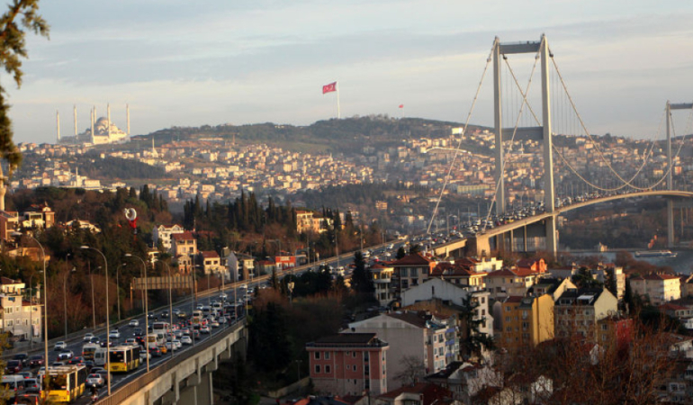 OECD, Türkiye 2026 büyüme kestirimini düşürdü