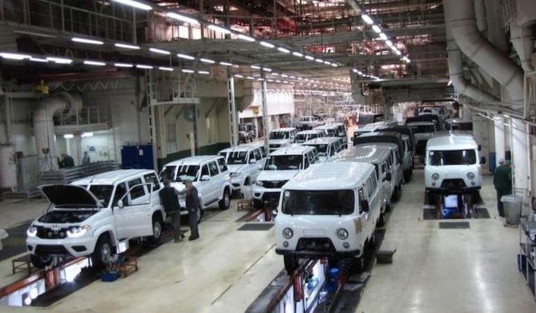 Ruslar kıtaya yayılmaya başladı! Dev otomotiv fabrikası kuracaklar