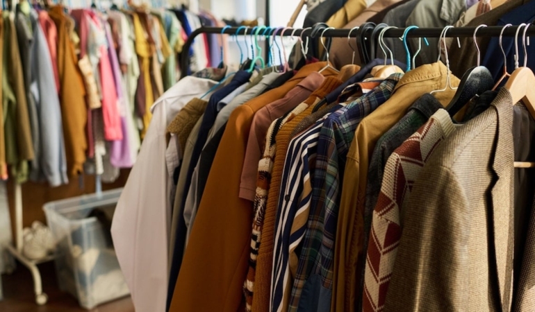 Ünlü lüks giyim devi iflasın eşiğinde: Mağazalar kapanıyor, binlerce kişi işsiz kalacak