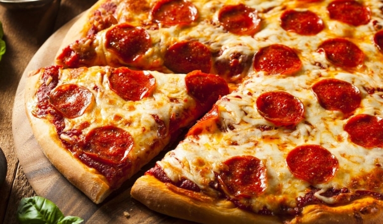 50 yıllık pizza devi tüm şubelerini kapatıyor! 67 milyon TL borçla iflas etti