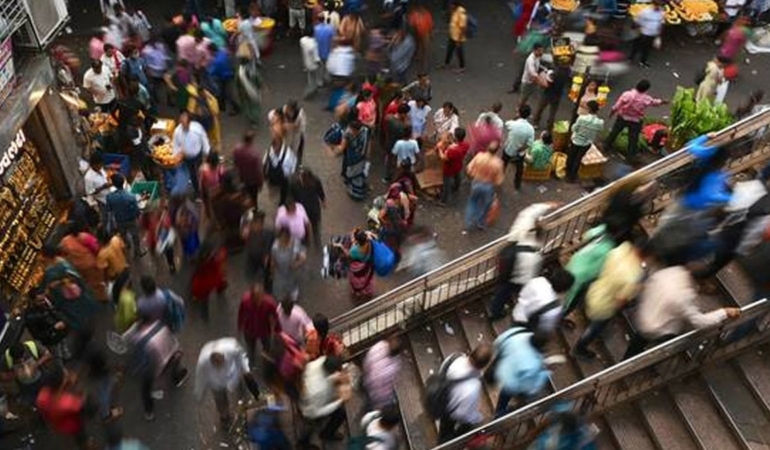 dunyanin-en-kalabalik-ulkesi-insanlari-bir-kez-daha-tek-tek-sayacak-4NzQEHTc.jpg