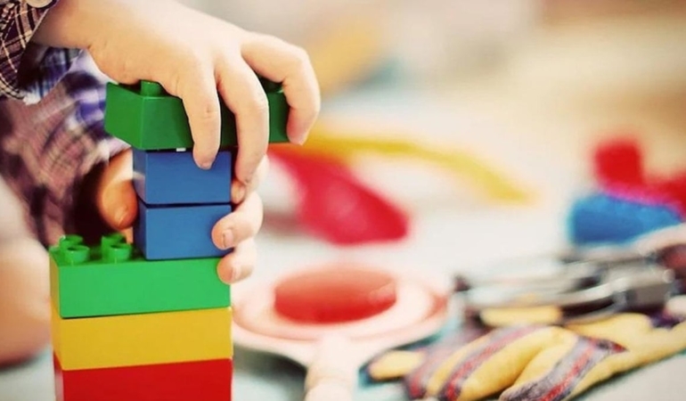 İran savaşı çocukların mutluluğunu elinden aldı