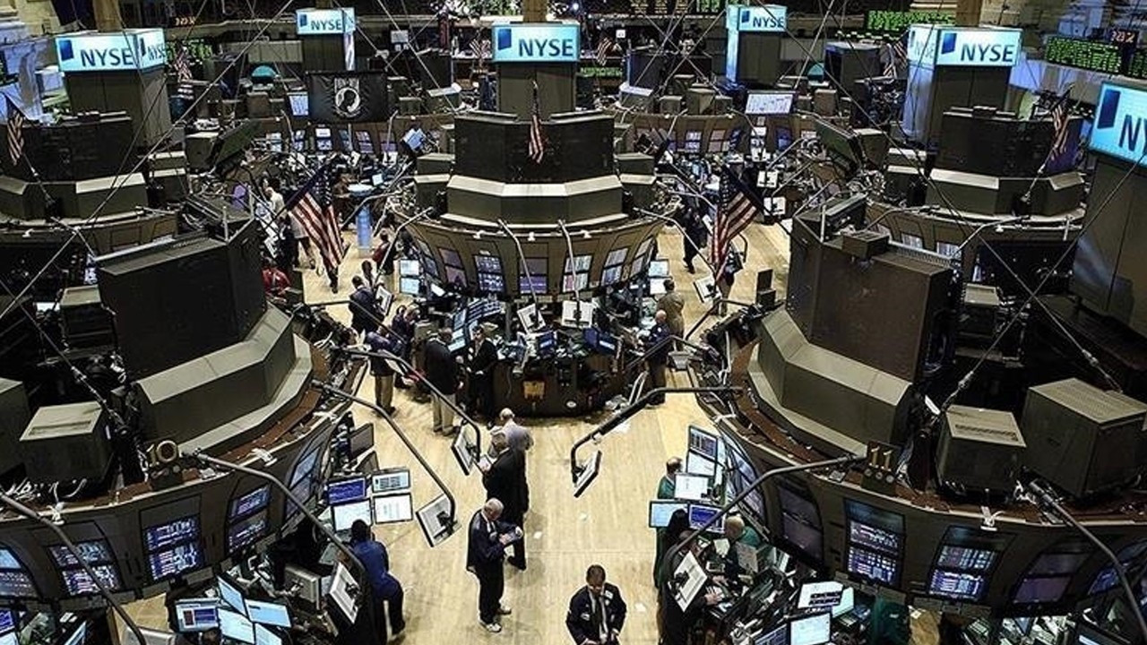new-york-borsasi-karisik-seyirle-kapandi-lhlOtvps.jpg