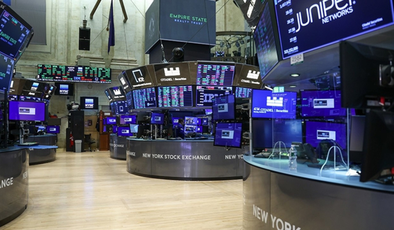 new-york-borsasi-yukselisle-kapandi-Byvn5QXC.jpg