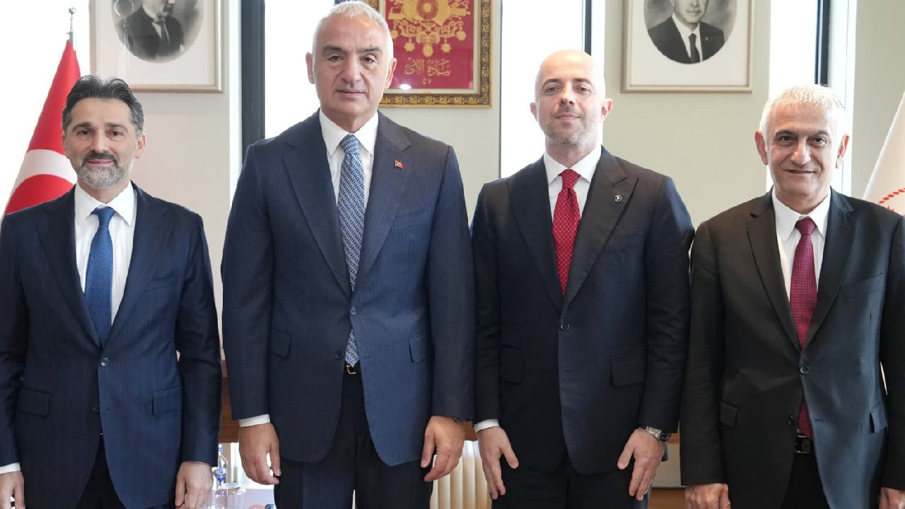 turizmde-yeni-periyot-basliyor-bakanlik-ve-thyden-stratejik-is-birligi-REvVZPkQ.jpg