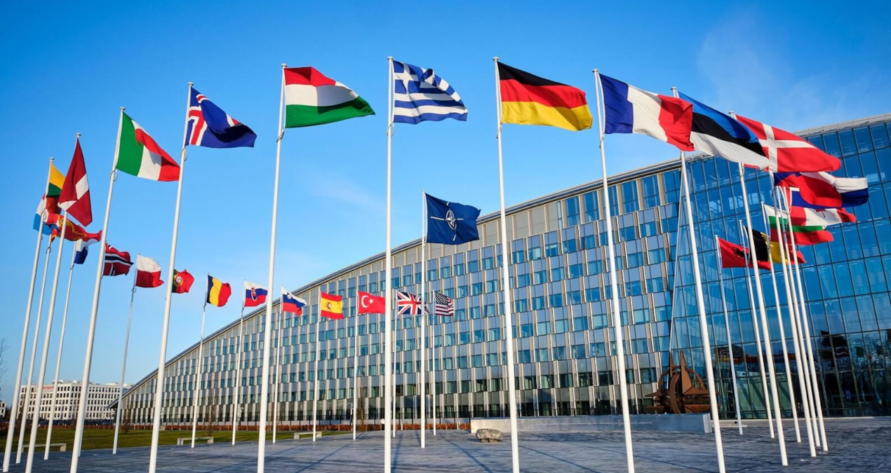abd-natoda-ilk-darbeyi-o-ulkeye-vurdu-trumpin-tehdidi-gercege-dondu-OXLSQ4PT.jpg