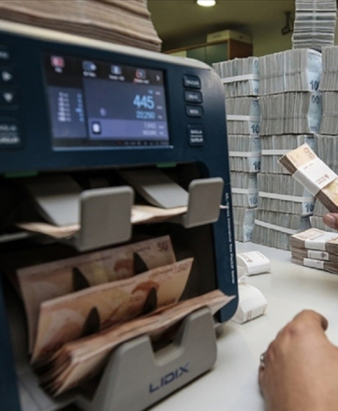 bankacilikta-krediler-ve-mevduat-artarken-kkm-dustu-KJAPeEHe.jpg