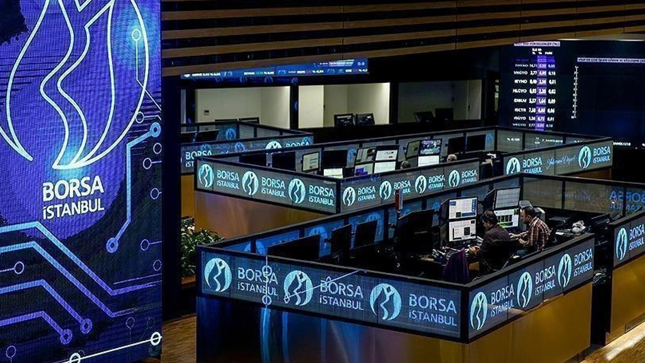 borsa-istanbul-gunu-rekor-duzeyden-tamamladi-cjVPjE3z.jpg