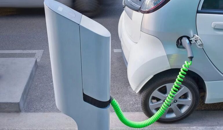 Elektrikli araç alanlara para desteği verilecek