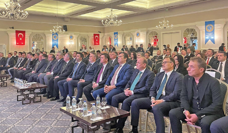 endustrici-tesvik-degil-ongorulebilirlik-bekliyor-7nfkVwvs.jpg