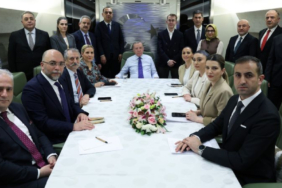 erdogan-kazakistanla-ticaret-hacmini-15-milyar-dolara-cikarmak-istiyoruz-8JEV7G78.jpg